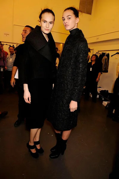 Look 17